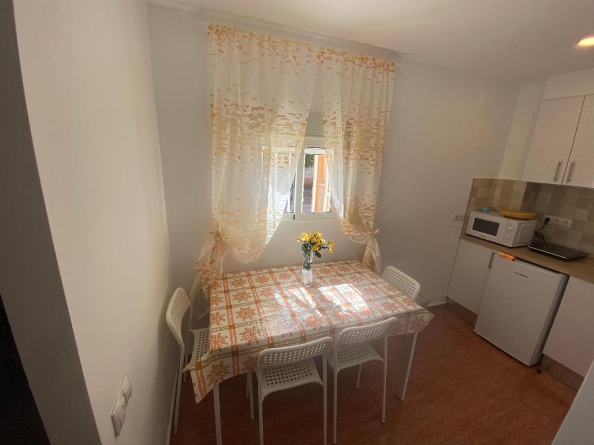 Habitaciones Con Bano Y Cocina Privada Valencia Eksteriør bilde