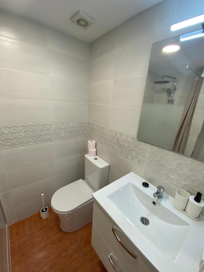 Habitaciones Con Bano Y Cocina Privada Valencia Eksteriør bilde
