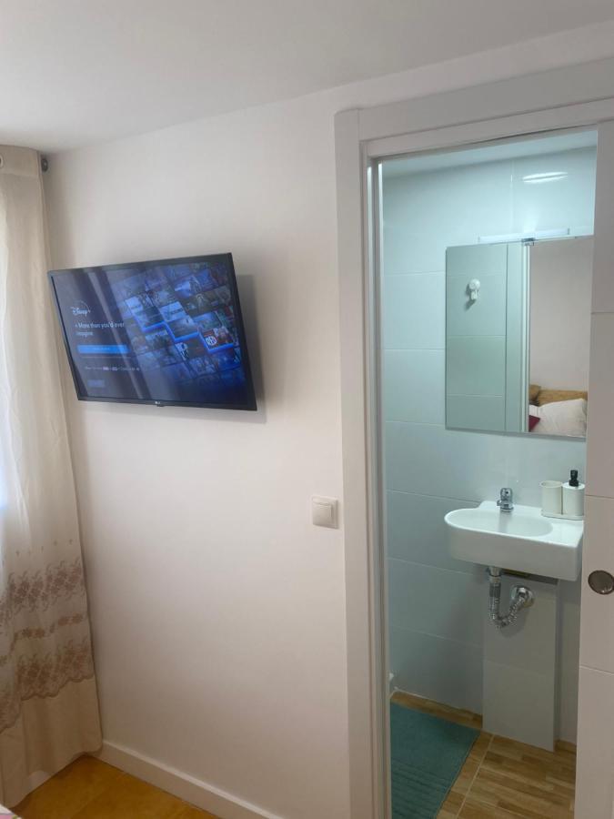 Habitaciones Con Bano Y Cocina Privada Valencia Eksteriør bilde