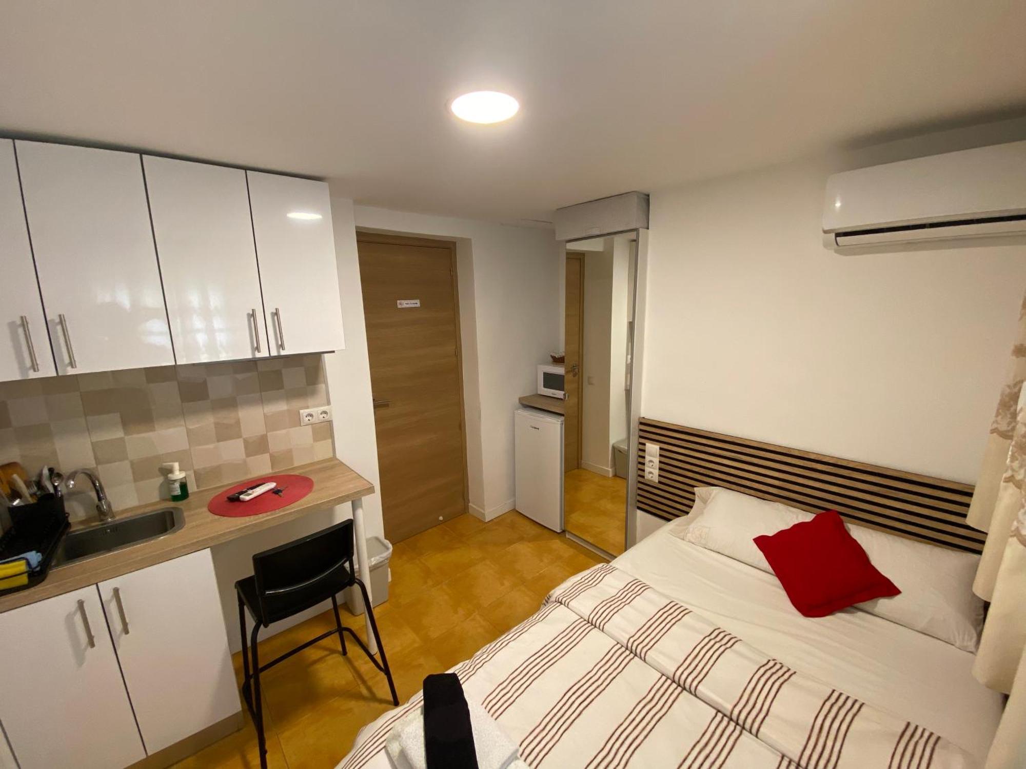 Habitaciones Con Bano Y Cocina Privada Valencia Eksteriør bilde