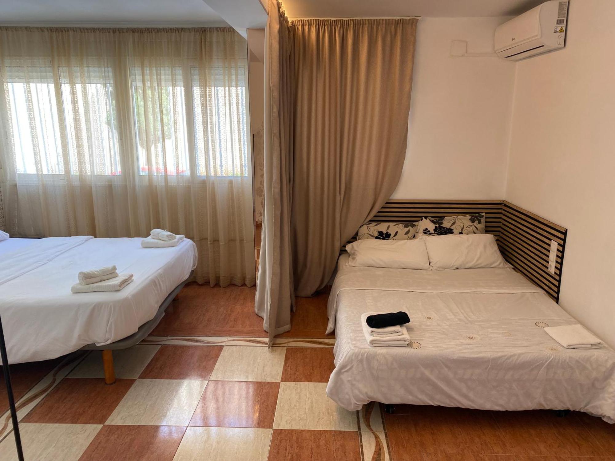 Habitaciones Con Bano Y Cocina Privada Valencia Eksteriør bilde