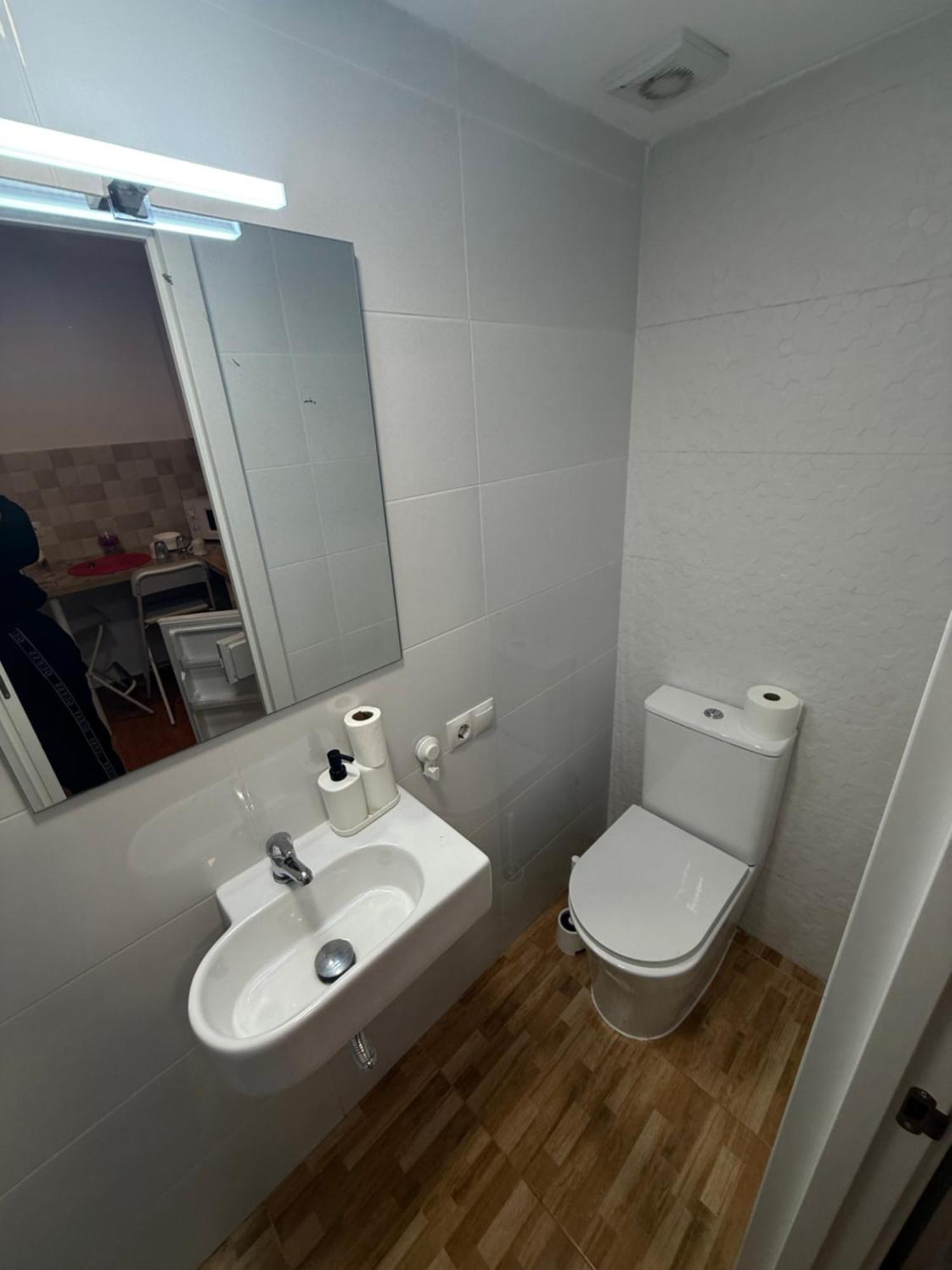 Habitaciones Con Bano Y Cocina Privada Valencia Eksteriør bilde